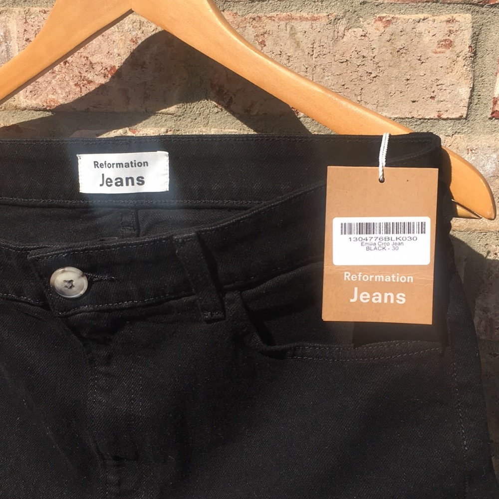 NWT Reformation Emilia Crop Jean - Size 30.